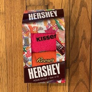 HERSHEY Pink & Orange Branded Home Socks - Bright Pink Kisses & Orange Reese's